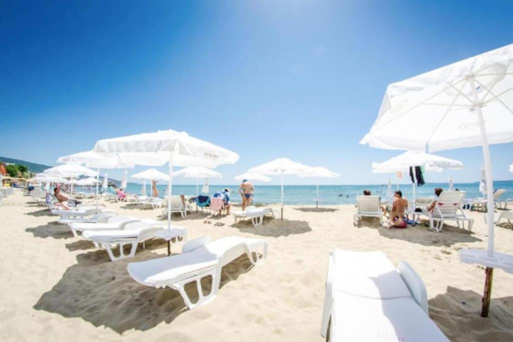 Apartment Premier On Seafront *